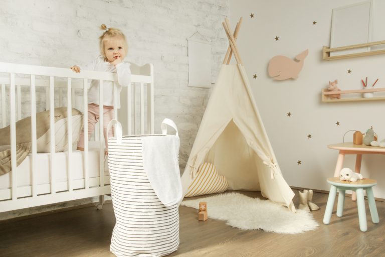 Chambre de bébé : un lit combiné vous sera-t-il longtemps utile ?